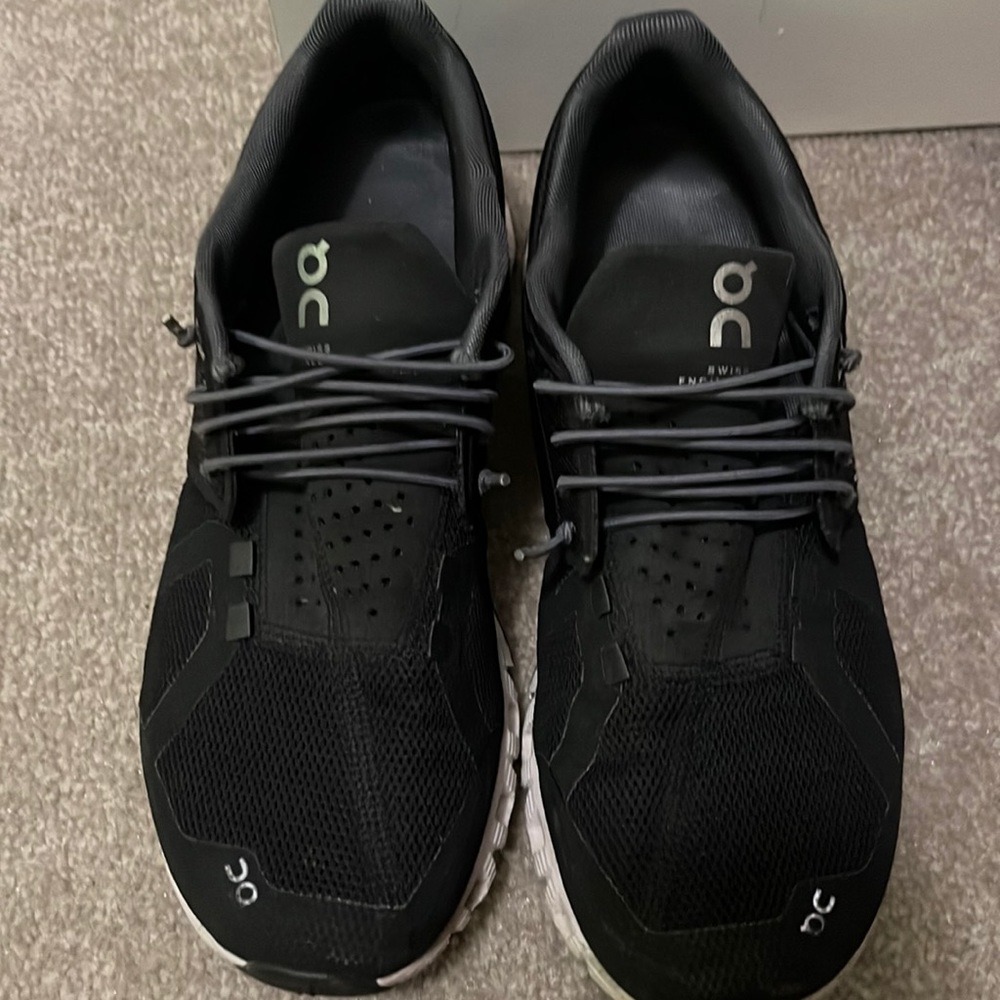 OC tennis shoes